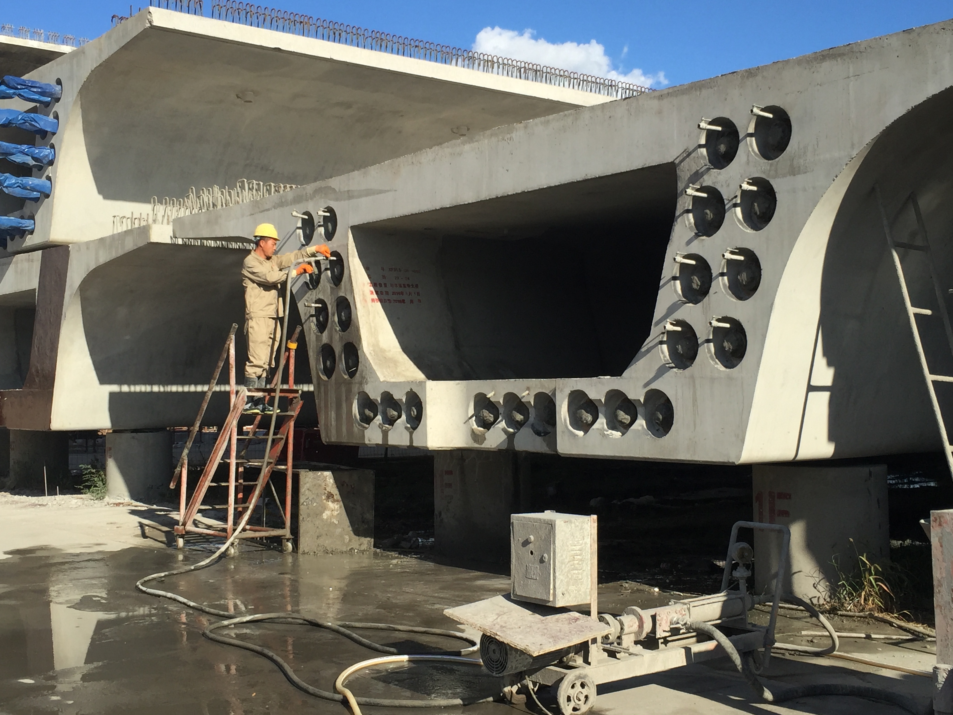 黑龍江孔道壓漿料生產廠家超低流秒 孔道壓漿料廠家 孔道壓漿劑廠家 管道壓漿料廠家