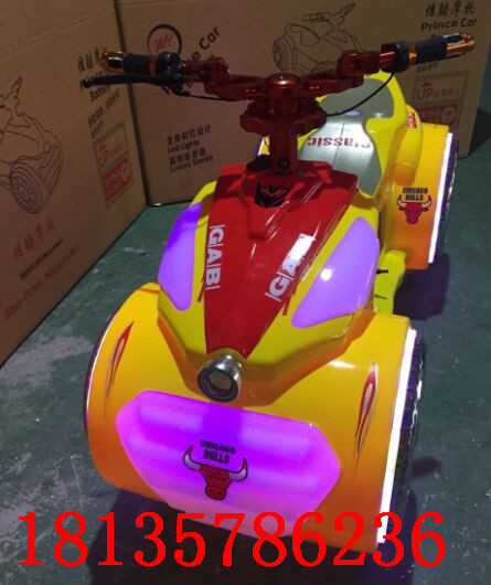 2018新款兒童雙人火星戰(zhàn)車(chē)廣場(chǎng)太子摩托碰碰車(chē)游樂(lè)場(chǎng)電瓶碰碰車(chē)