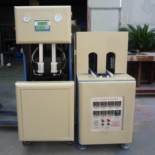 PET擠出吹瓶機(jī) PET吹瓶機(jī) *