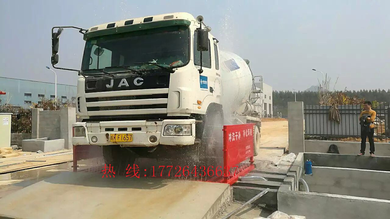 成都工程洗車機(jī)品牌成都*的洗輪機(jī)供貨商家