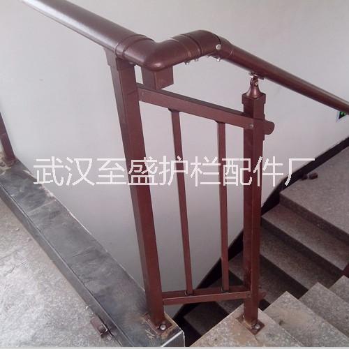 武漢東西湖廠家直銷鋅鋼護欄壓鑄鋁樓梯扶手轉(zhuǎn)角 40*80橢圓三通連接件
