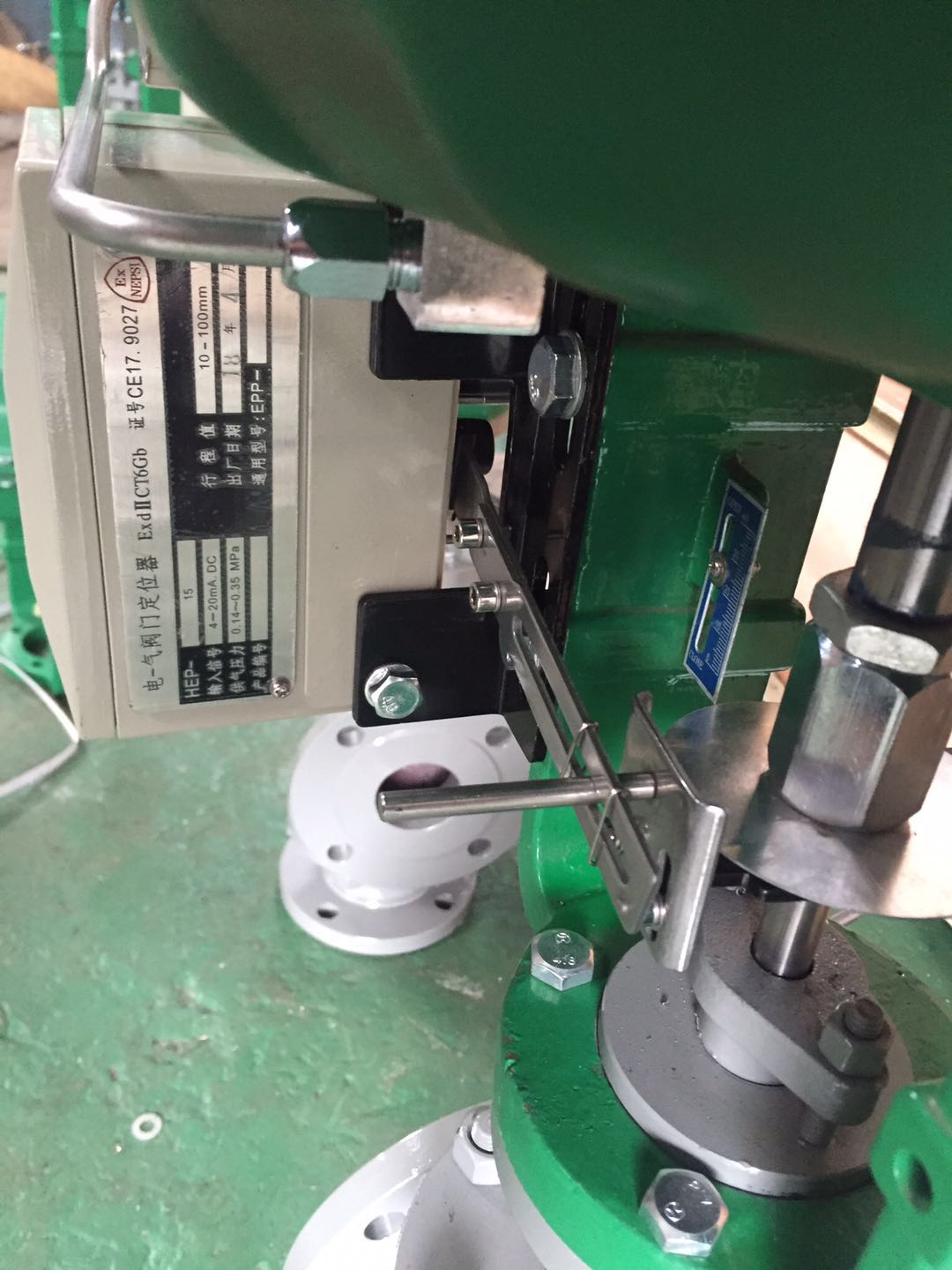 氣動三通調(diào)節(jié)閥 調(diào)節(jié)閥