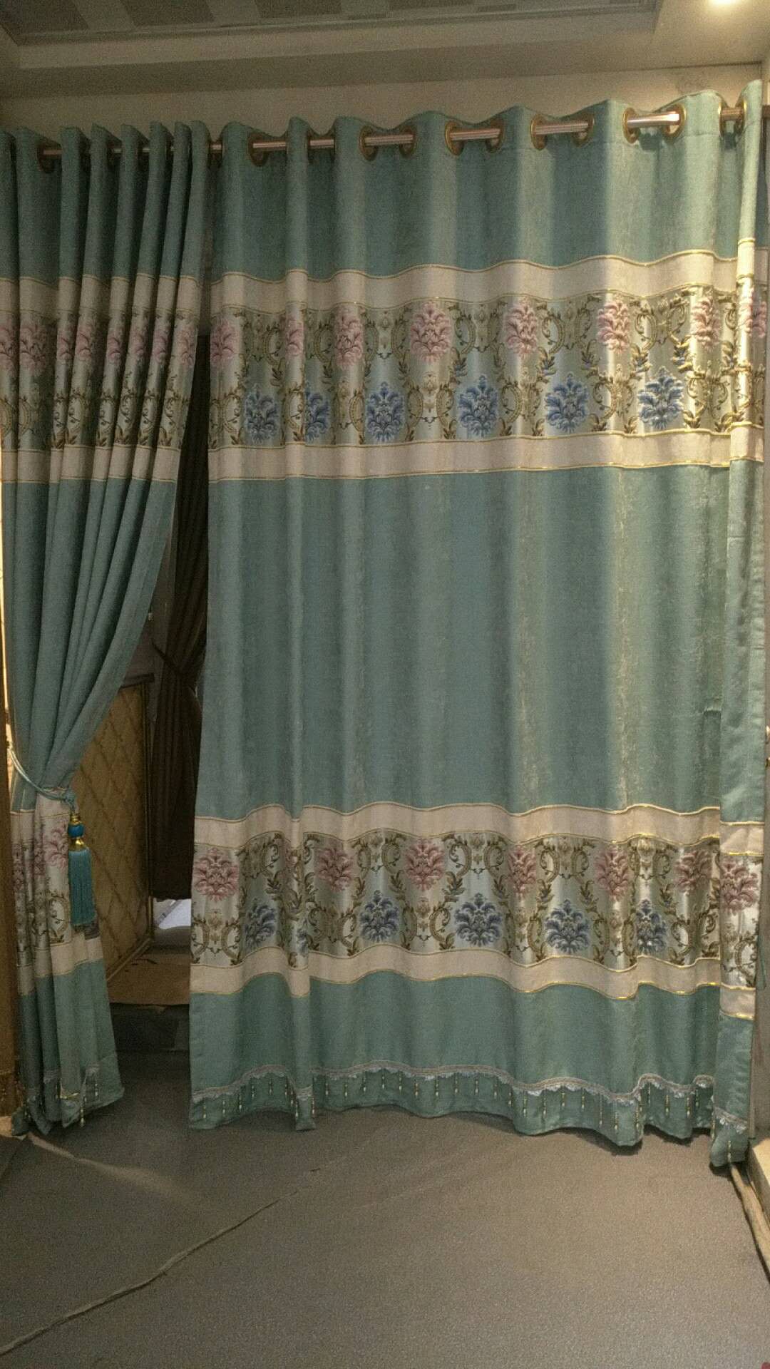 福建*窗簾廠家直銷 福建窗簾工廠 福州窗簾批發(fā)價格 福建窗簾采購平臺