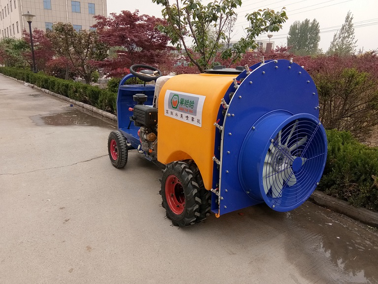 供應果哈哈G6S型四輪果園打藥機