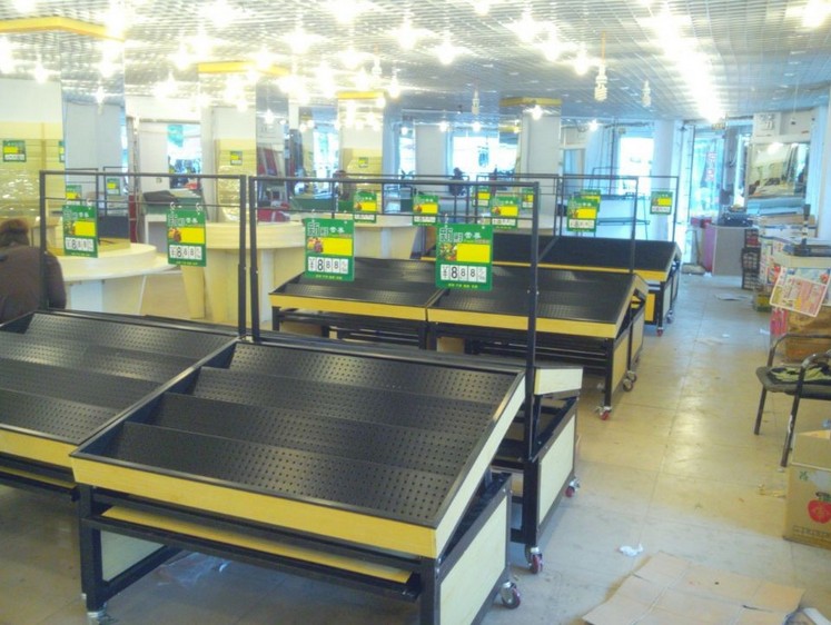 專業(yè)制造木質(zhì)彎弧水果架超市零食展果凍展架米糧小展柜