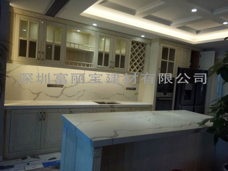 石英石魚肚白臺面