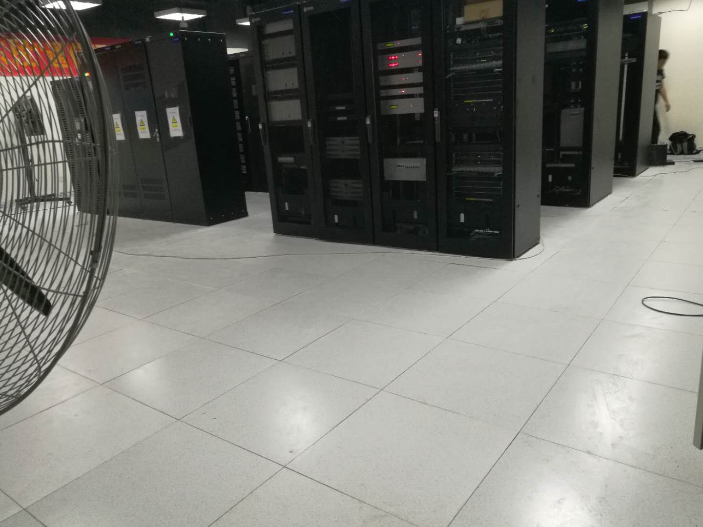 煙臺(tái)*防靜電地板，OA網(wǎng)絡(luò)地板