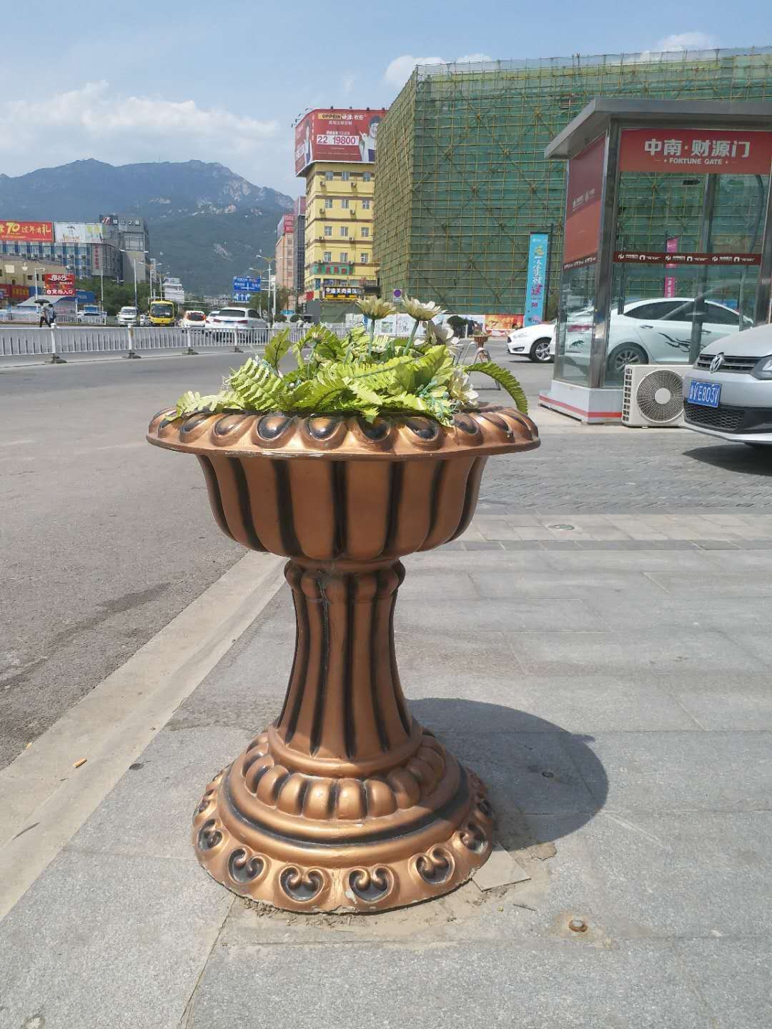 仿木護欄哪家好 山東泰臻歐式花盆