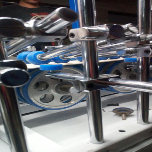 遼寧線條包覆機(jī) 踢腳線包覆機(jī) 門套線包覆機(jī)廠家直銷包教技術(shù)