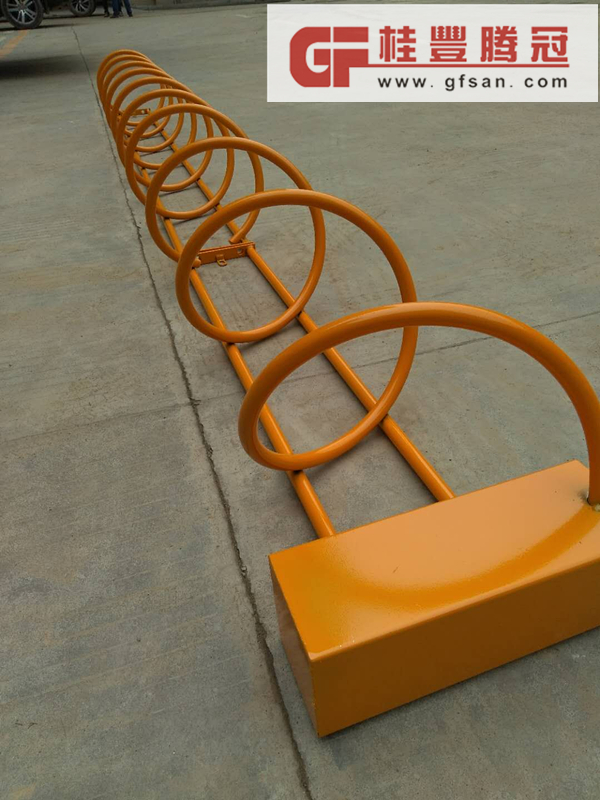 蕪湖市區(qū)安裝的自行車停車架