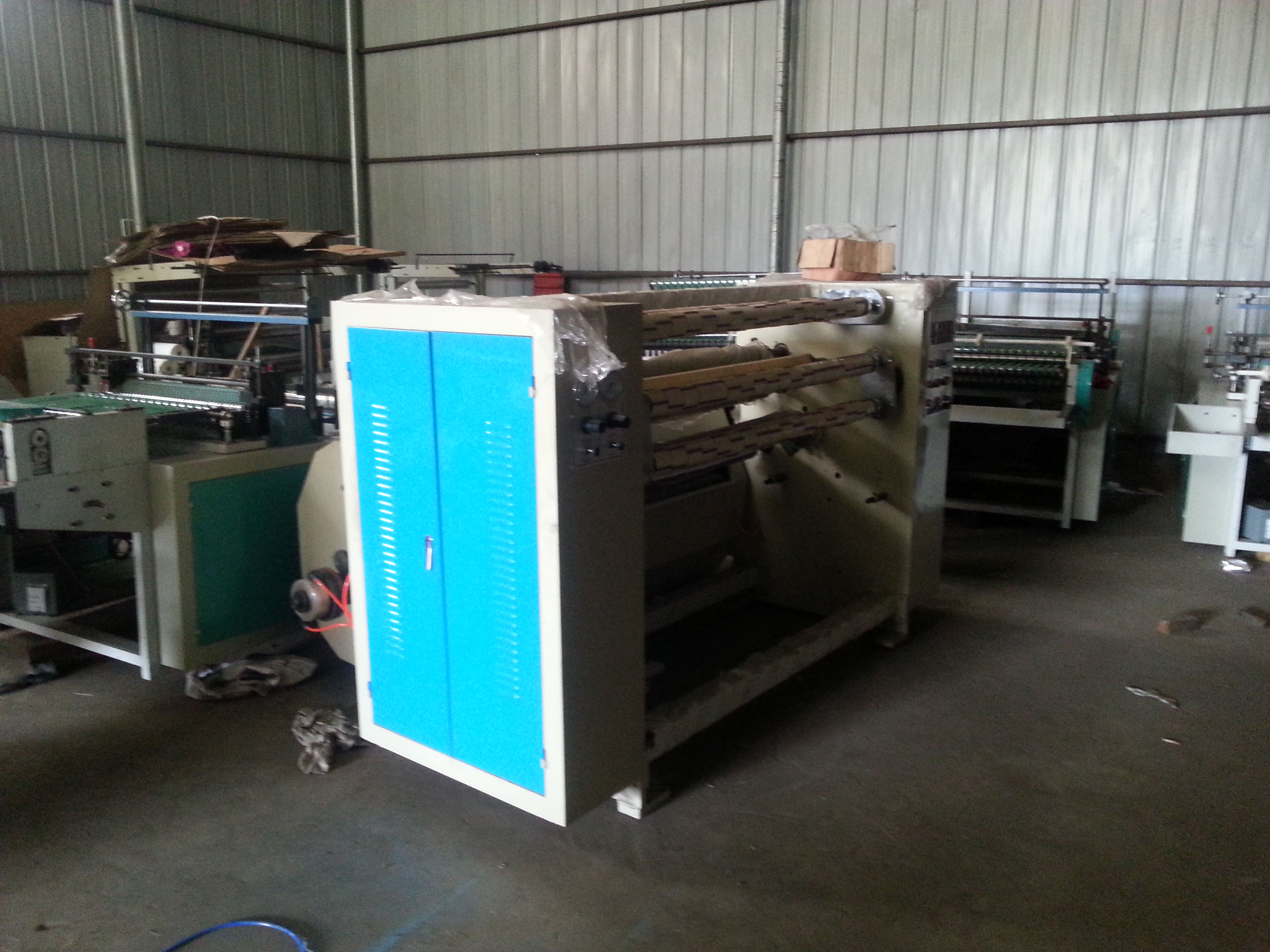 自動(dòng)碳帶分切機(jī)  線號(hào)機(jī)用碳帶分切機(jī) 線號(hào)機(jī)碳帶分切機(jī)