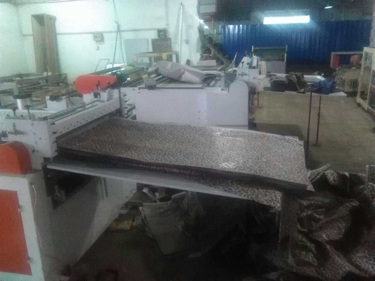 高速全自動(dòng)紙香蕉袋制袋機(jī) 電腦紙香蕉袋制袋機(jī)