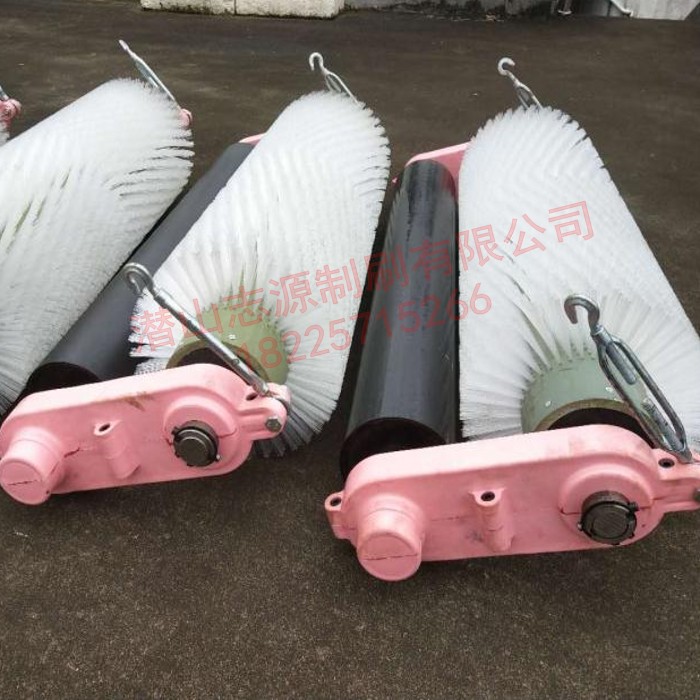 被動(dòng)滾刷清掃器 無(wú)動(dòng)力滾刷清掃器化工鋼廠皮帶輸送機(jī)毛刷式清掃器尼龍毛刷輥刷