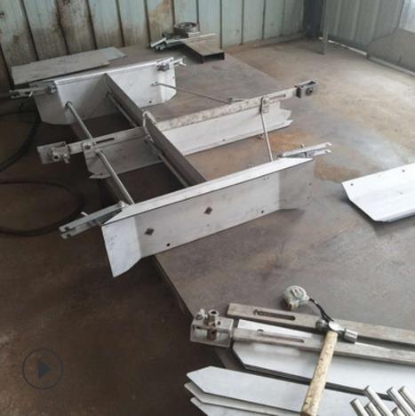 湖南不銹鋼刮糞板廠家直銷 湖南不銹鋼刮糞板生產(chǎn)廠家 株洲不銹鋼刮糞板批發(fā) 湖南不銹鋼刮糞板供應(yīng)商