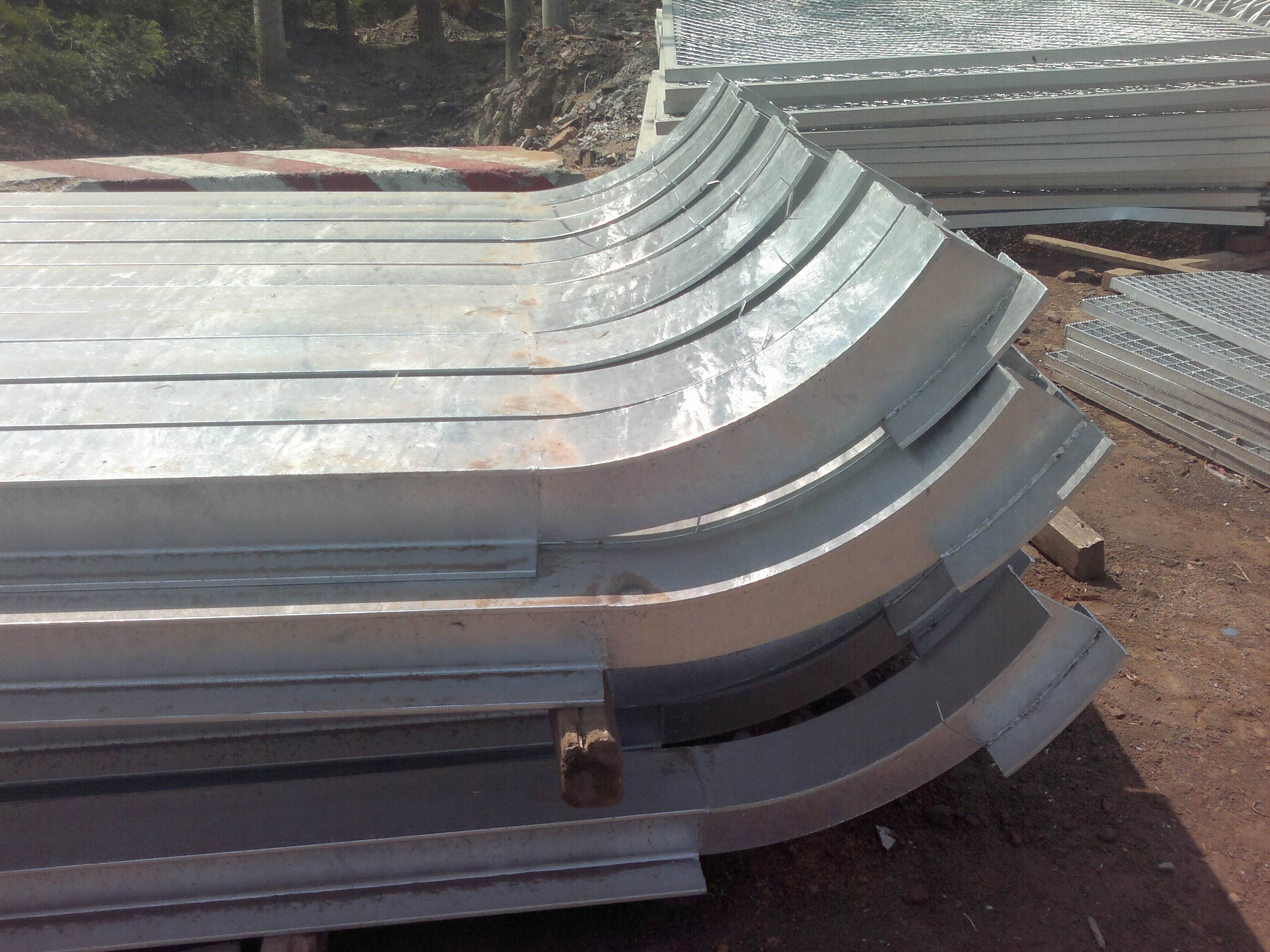 道路聲屏障 聲屏障規(guī)格 吸聲屏障 聲屏障的價(jià)格 聲屏障有現(xiàn)貨嗎