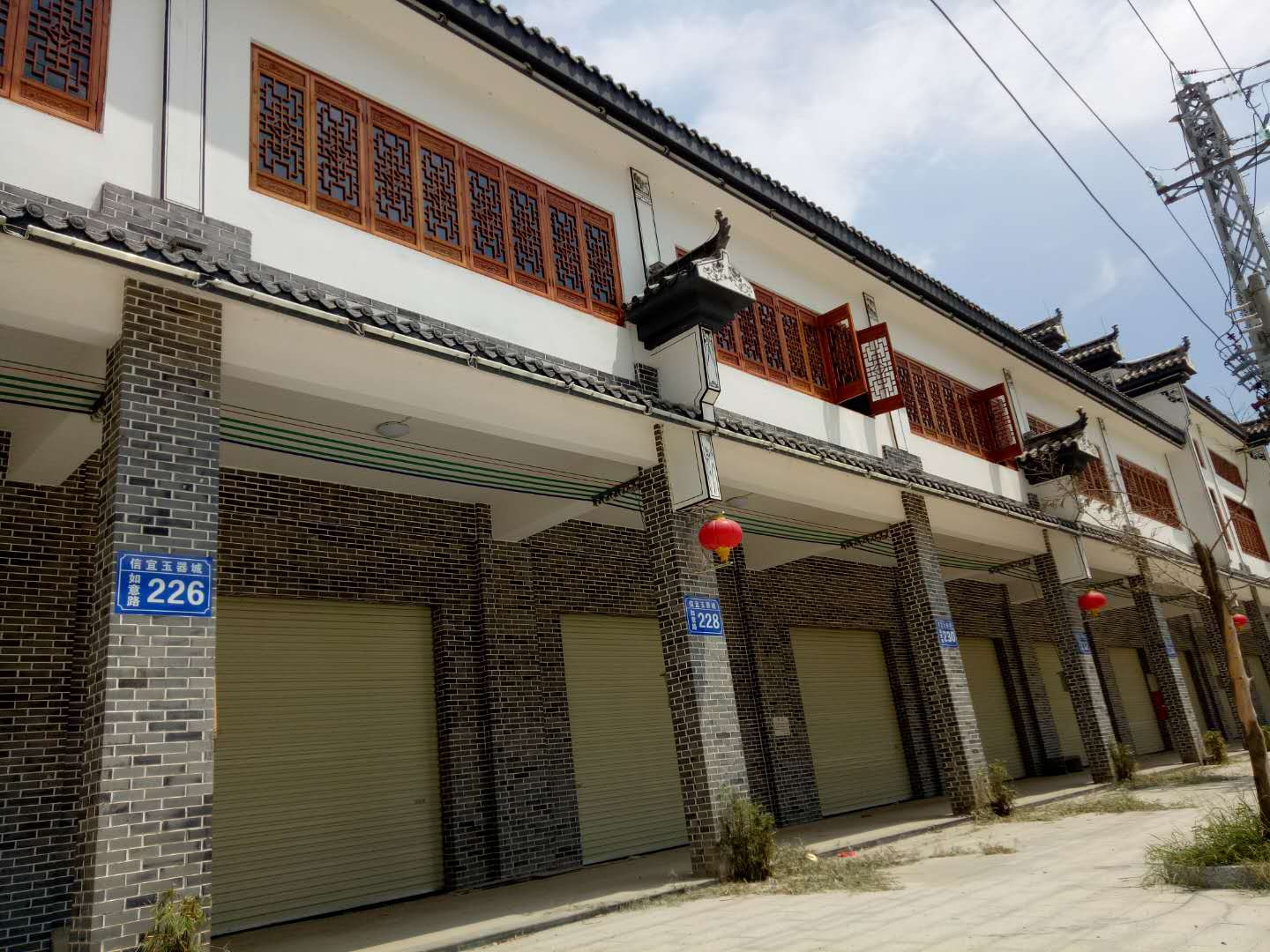 木紋鋁窗花 數(shù)控木紋鋁窗花 仿木紋鋁窗花 風(fēng)格鋁窗花