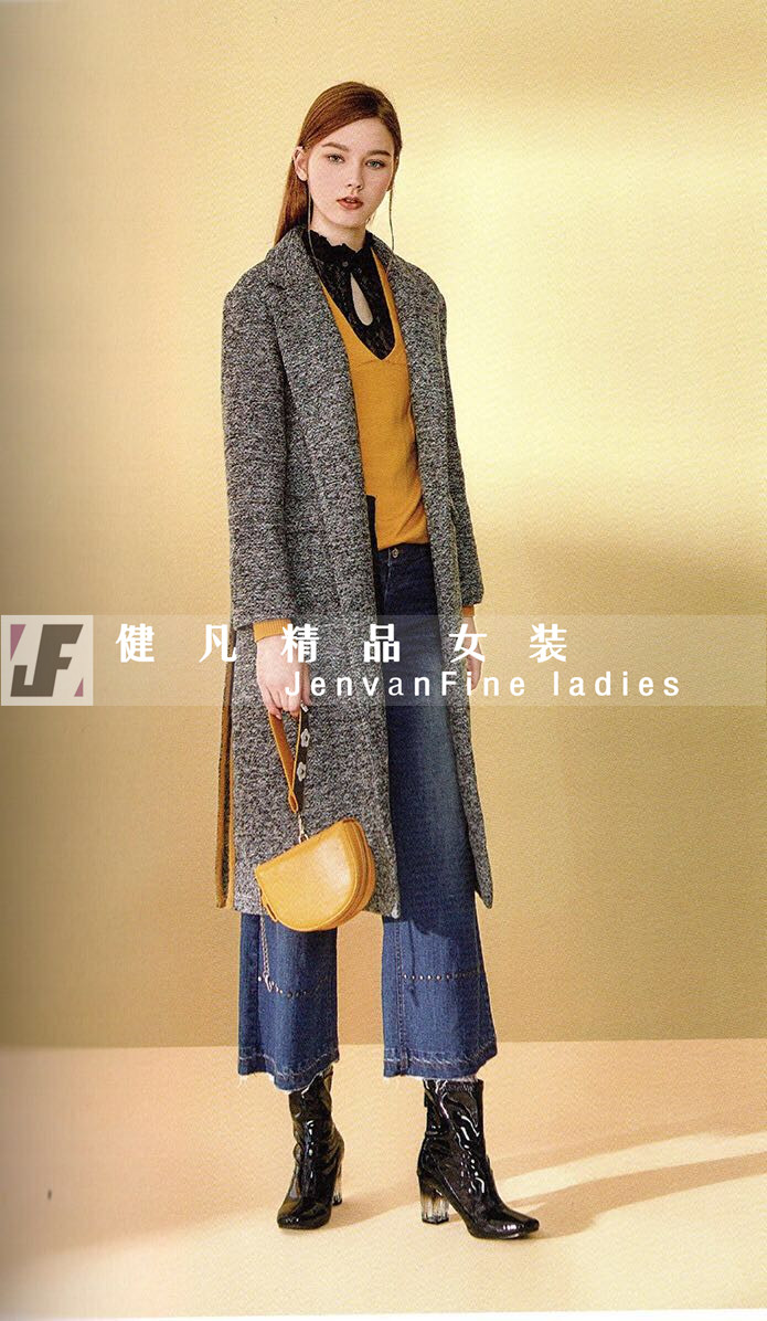 中*專柜女裝尾貨|時尚風衣外套|品牌折扣女裝庫存大衣批發(fā)