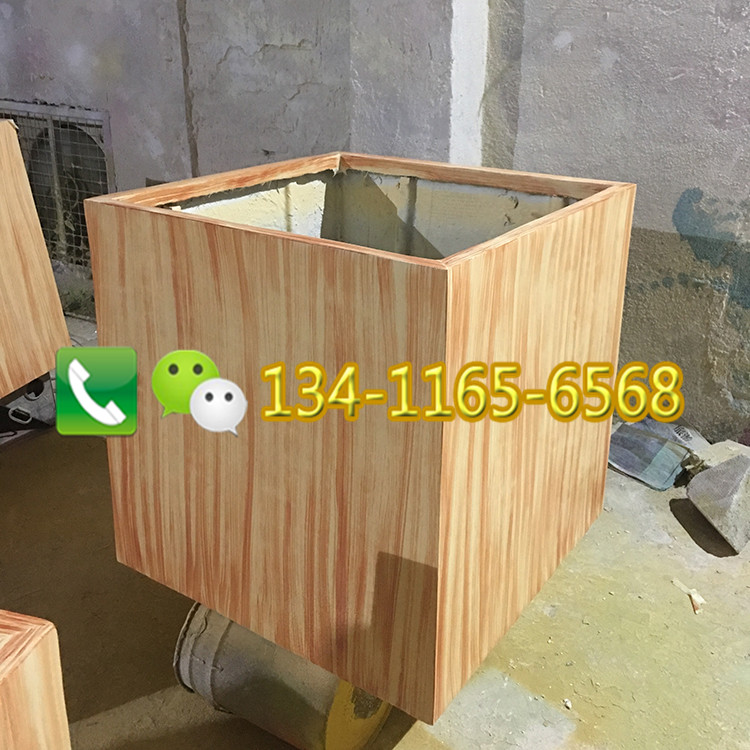 玻璃鋼圓柱形花盆雕塑廠家報(bào)價(jià)-火熱銷售-哪里好