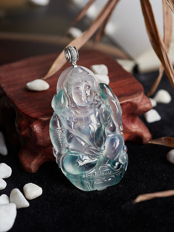 玻璃種翡翠批發(fā)，翡翠*批發(fā)