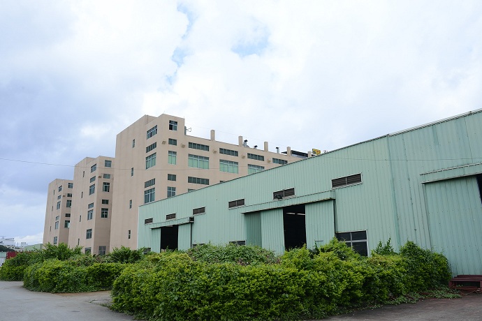 廣東工業(yè)機(jī)器人，點(diǎn)膠機(jī)器人，點(diǎn)膠機(jī)，點(diǎn)膠機(jī)械手