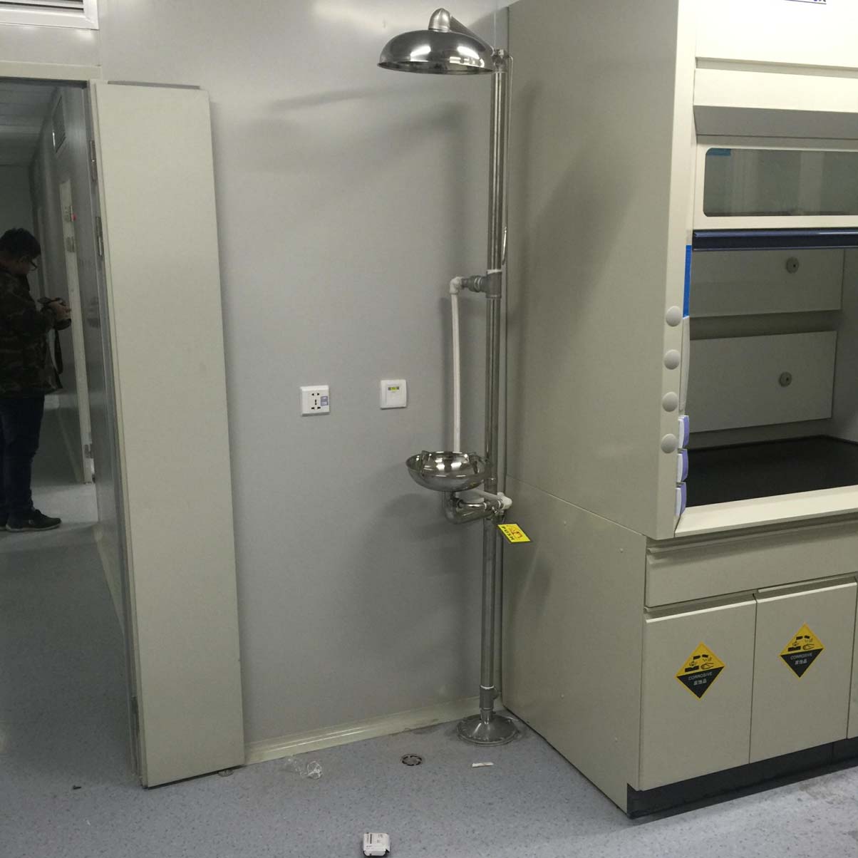 緊急噴淋洗眼器 實驗室洗眼器（單口 雙口）便攜帶