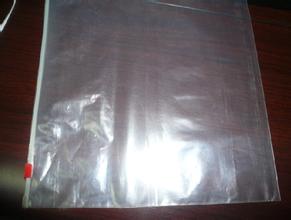 高速PVC拉鏈袋制袋機(jī) 熱封冷切PVC拉鏈袋制袋機(jī)