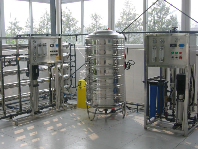 湯陰ro反滲透純水設(shè)備純水機 1T/H 去離子水設(shè)備