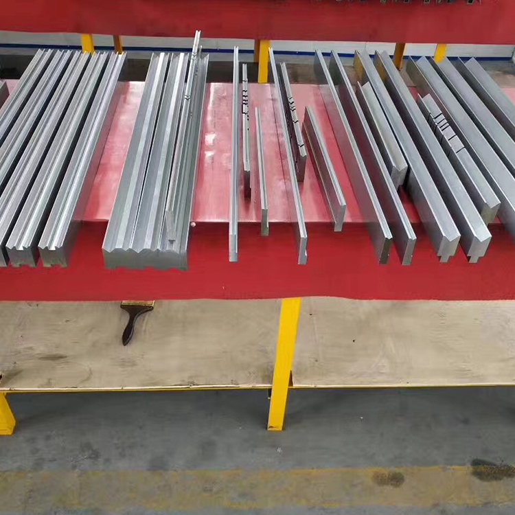 改裝簡易折彎折邊機(jī)上下模具刀折直角折彎機(jī)配件夾具