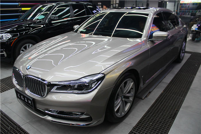 長(zhǎng)沙貼膜實(shí)體店寶馬七系全車施工法國(guó)進(jìn)口HEXIS漆面修復(fù)透明膜 進(jìn)口汽車貼膜