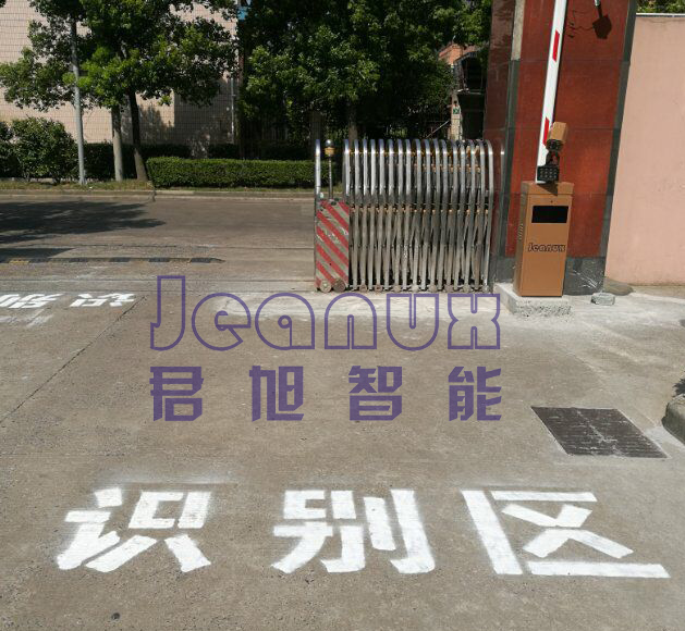 車牌識(shí)別停車場(chǎng)道閘系統(tǒng)