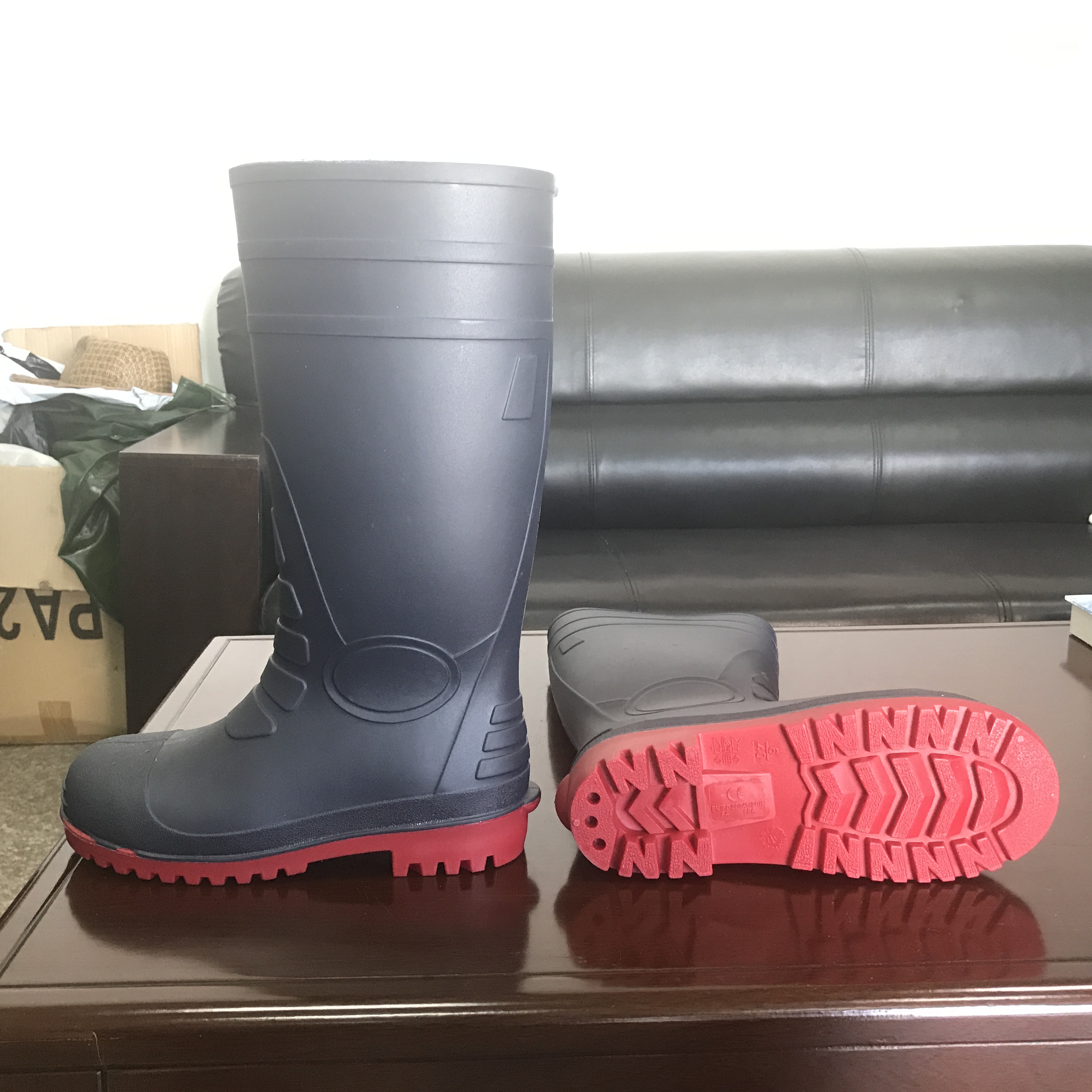 AN108黃面黑底供應(yīng)注塑鞋雨鞋PVC雨鞋防水防滑防砸防刺穿防靜電  AN108黃面黑底