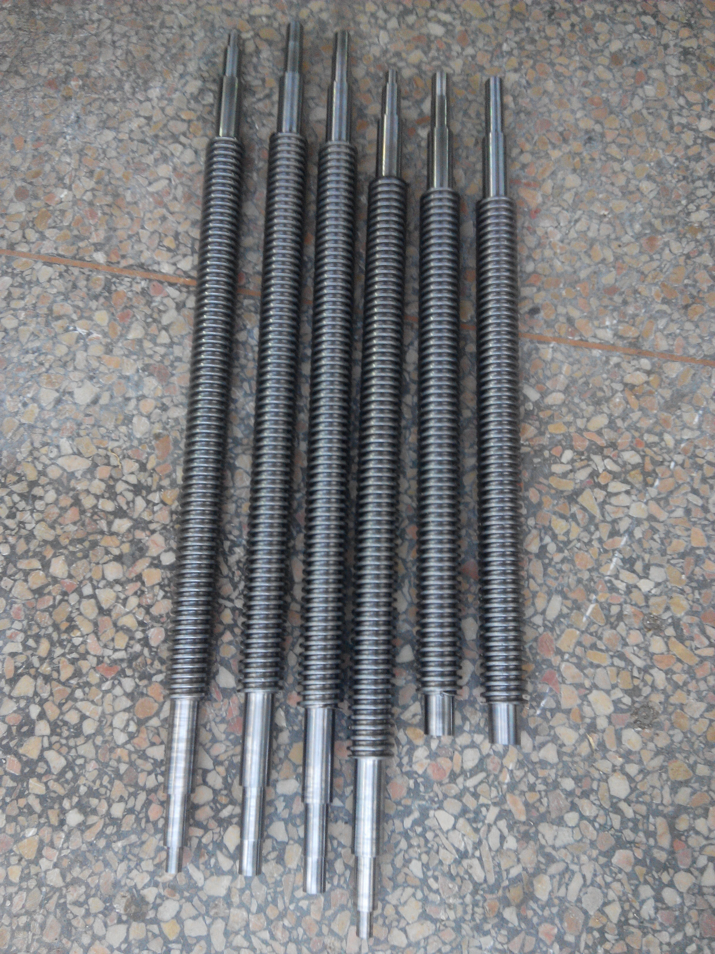 矩形絲桿廠家梯形絲桿螺桿45鋼調(diào)制9-4銅螺母車銑