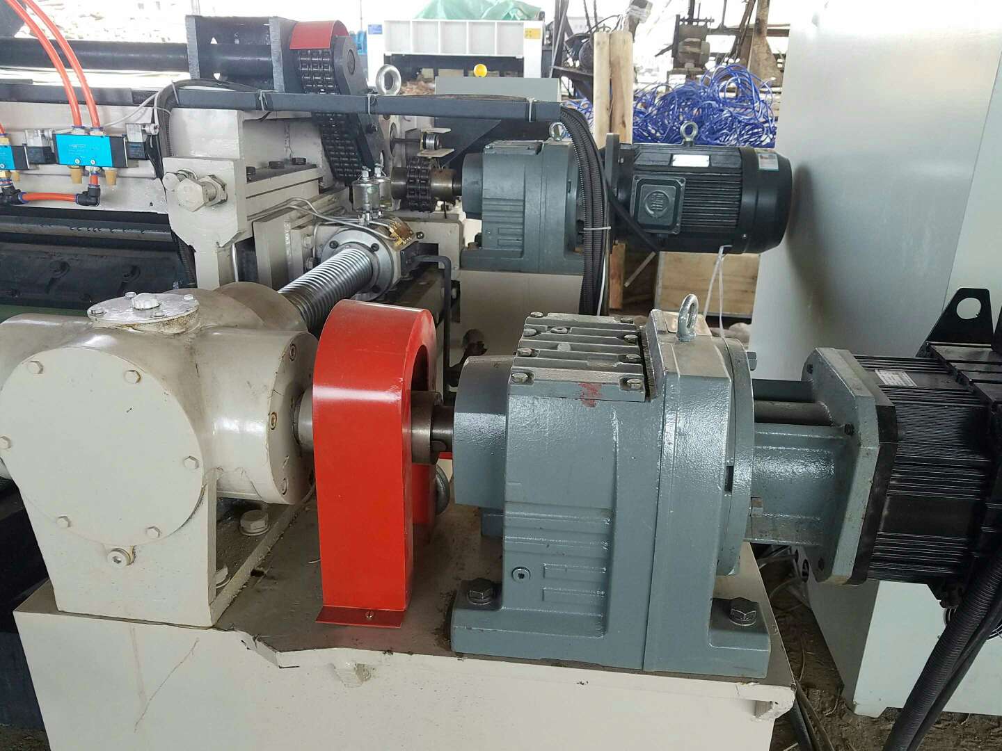 廣東旋切一體機(jī)批發(fā)價(jià)錢、旋切一體機(jī)批發(fā)生產(chǎn)廠家、旋切一體機(jī)廠家直銷 板切一體機(jī)廠家 旋切一體機(jī)廠家