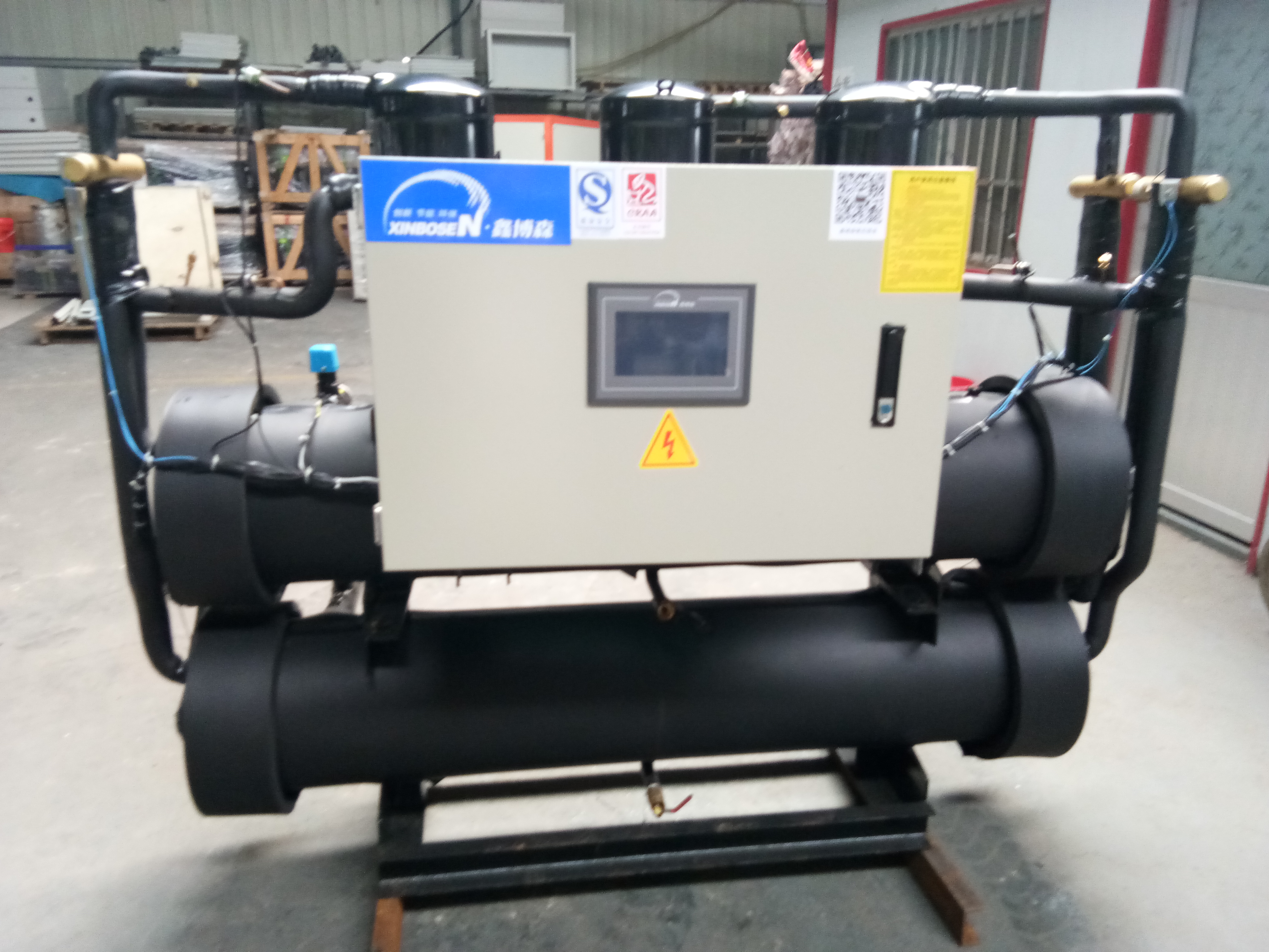 水地源熱泵機(jī)組    殼管換熱器