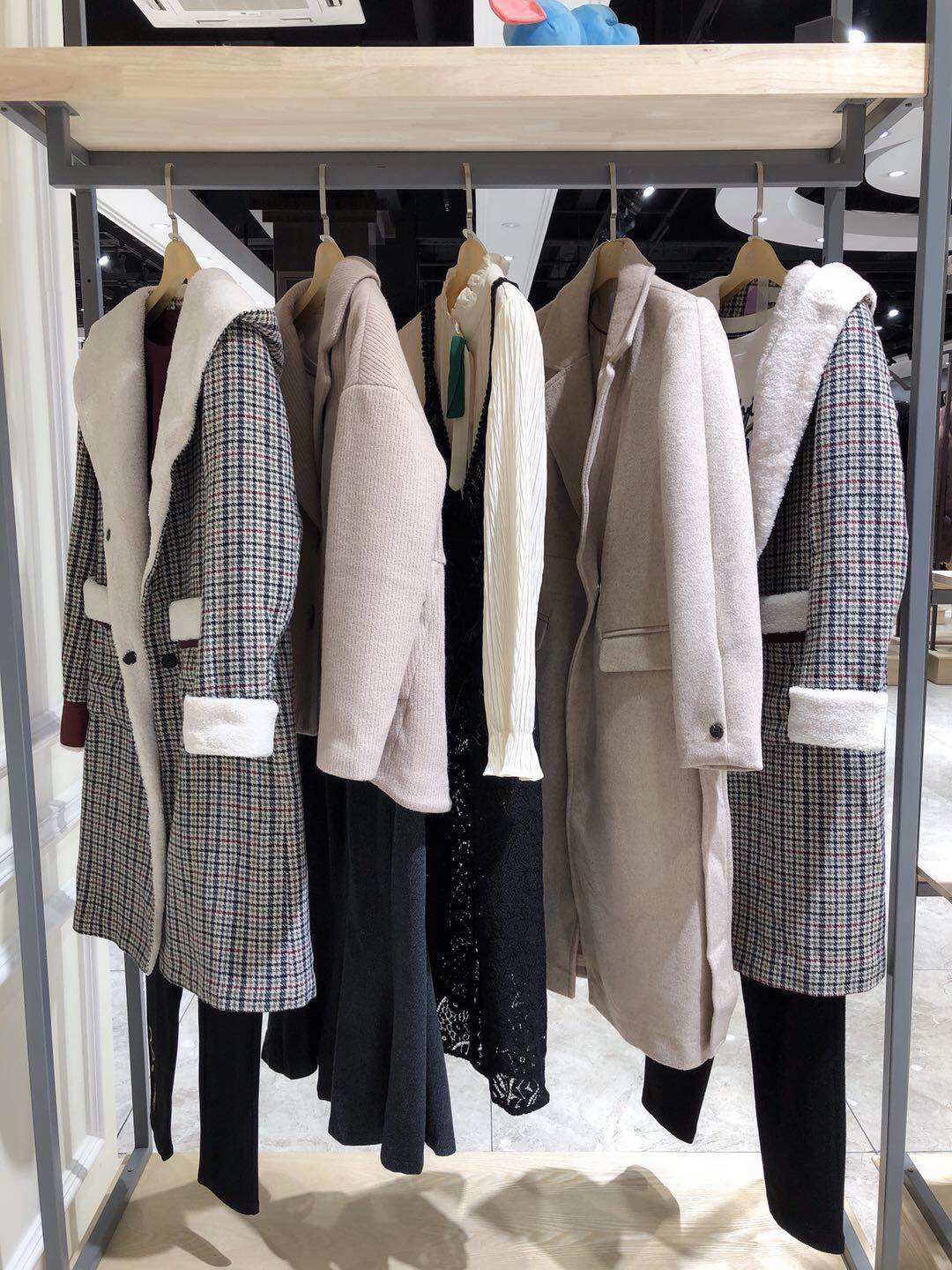 巴麗景2018潮牌秋冬款品牌折扣女裝貨源尾貨走份進貨