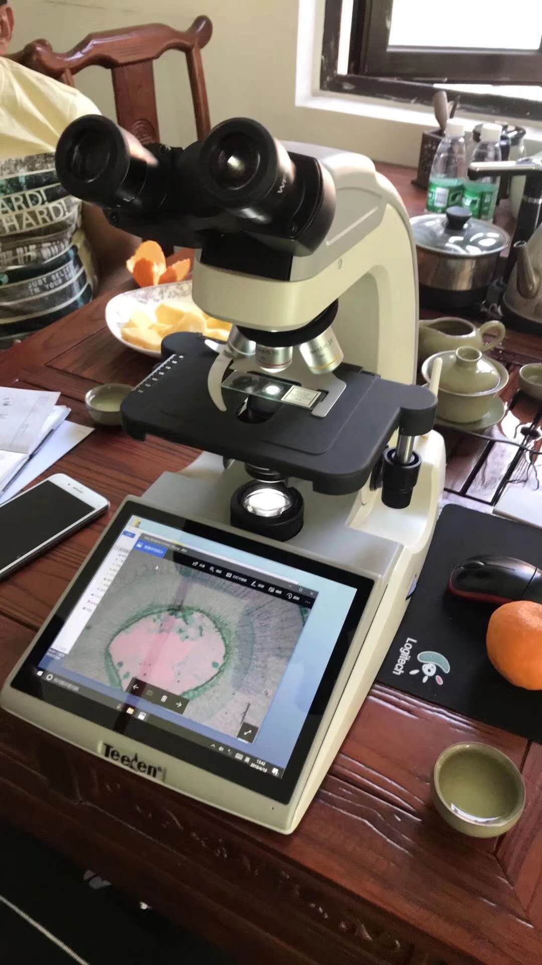 視頻顯微鏡 TL5000一體化液晶數(shù)碼顯微鏡（嵌入式）