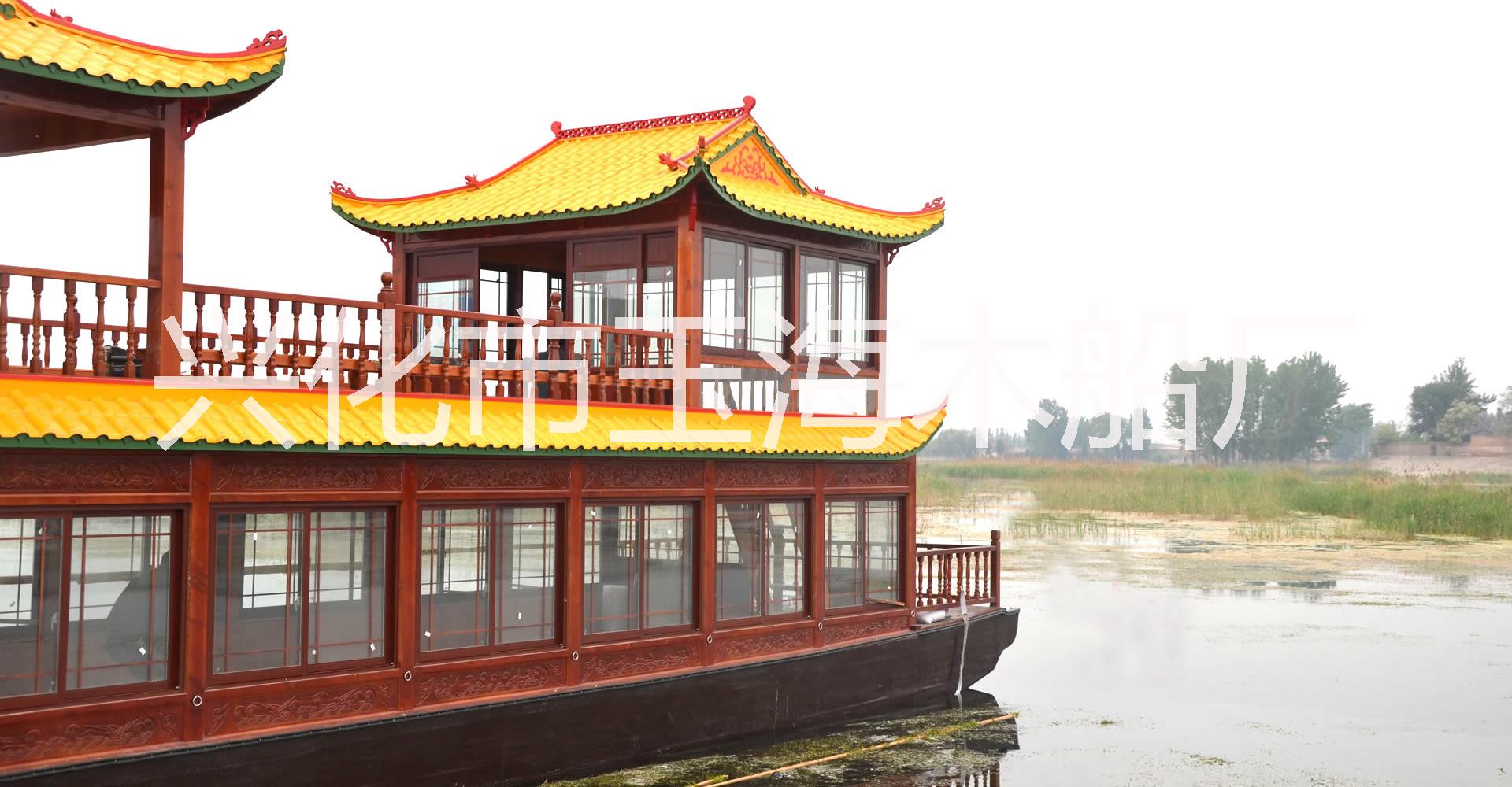 廠家直銷雙層餐飲畫舫船，電動(dòng)仿古畫舫船，旅游觀光畫舫船，板橋木船專業(yè)定制，*惠，樣式精美！ 畫舫船001