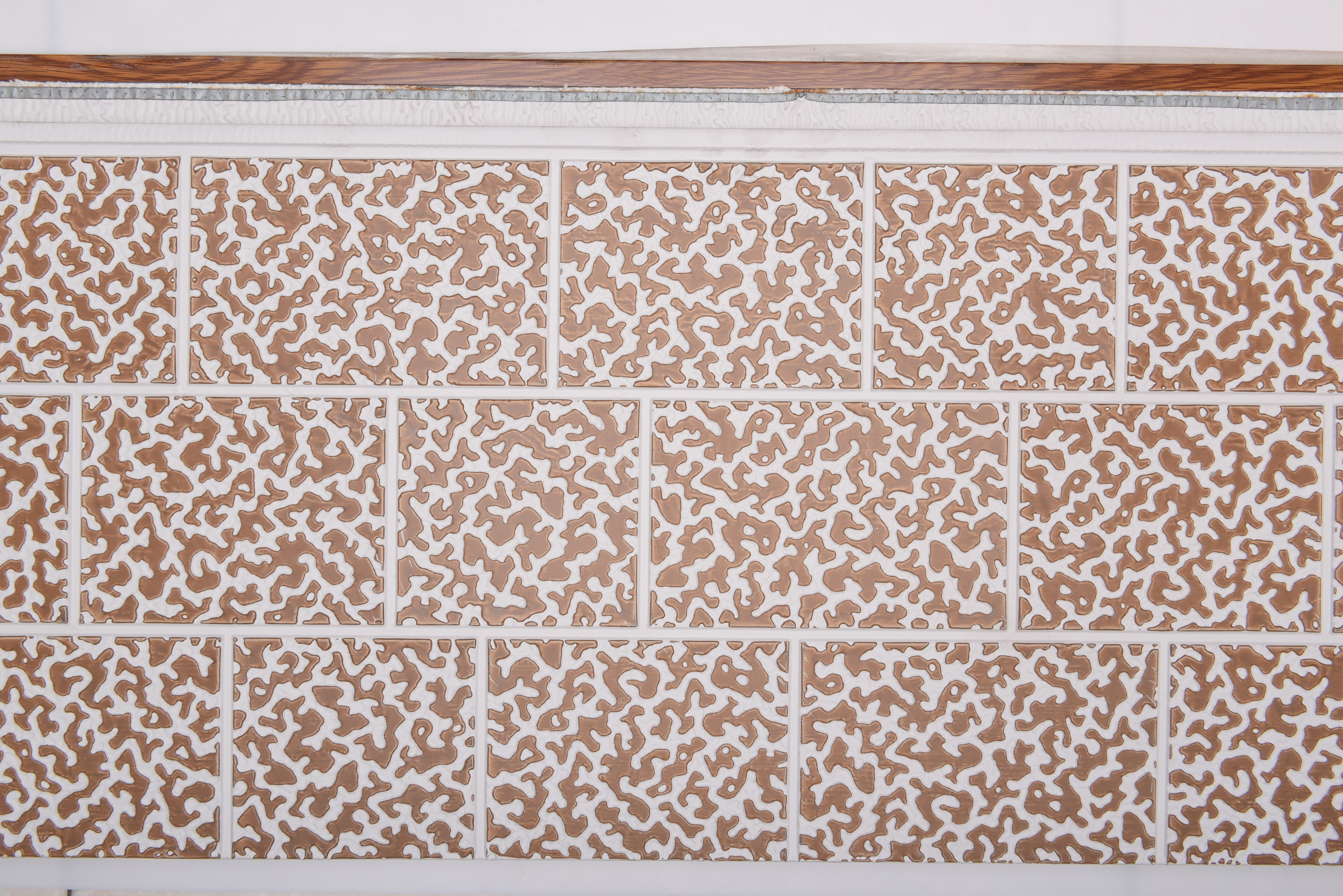 方磚紋金屬雕花板