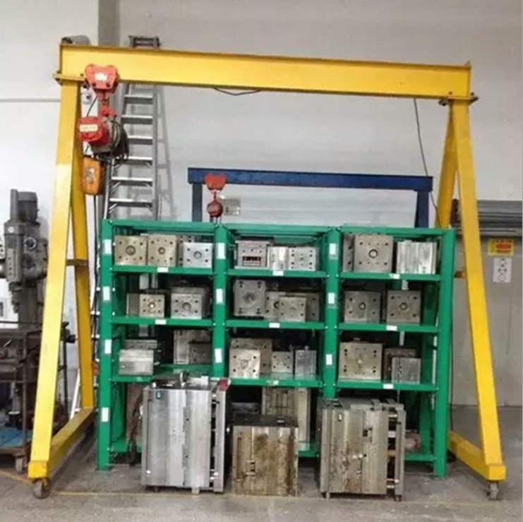 龍門架廠家專業(yè)制作簡易龍門架 手推移動龍門架 移動龍門架廠家 1噸移動龍門架多少錢 手推龍門架 龍門架手推 移動龍門