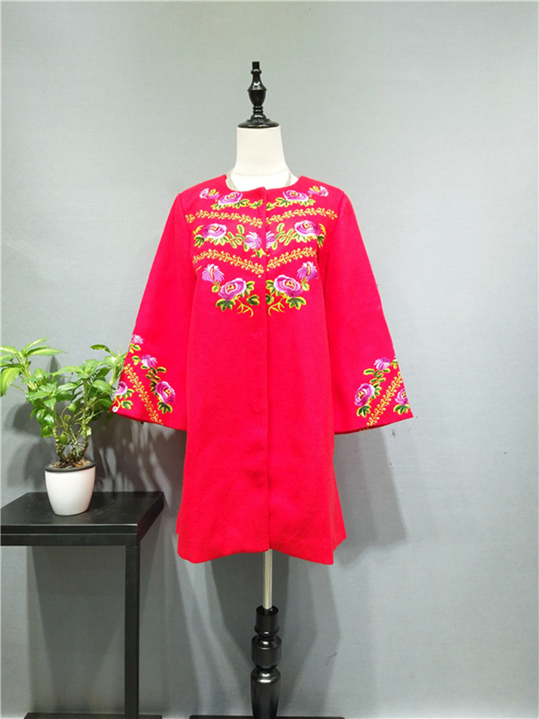 重工復(fù)古刺繡呢大衣2018年新款刺繡大衣品牌折扣貨源