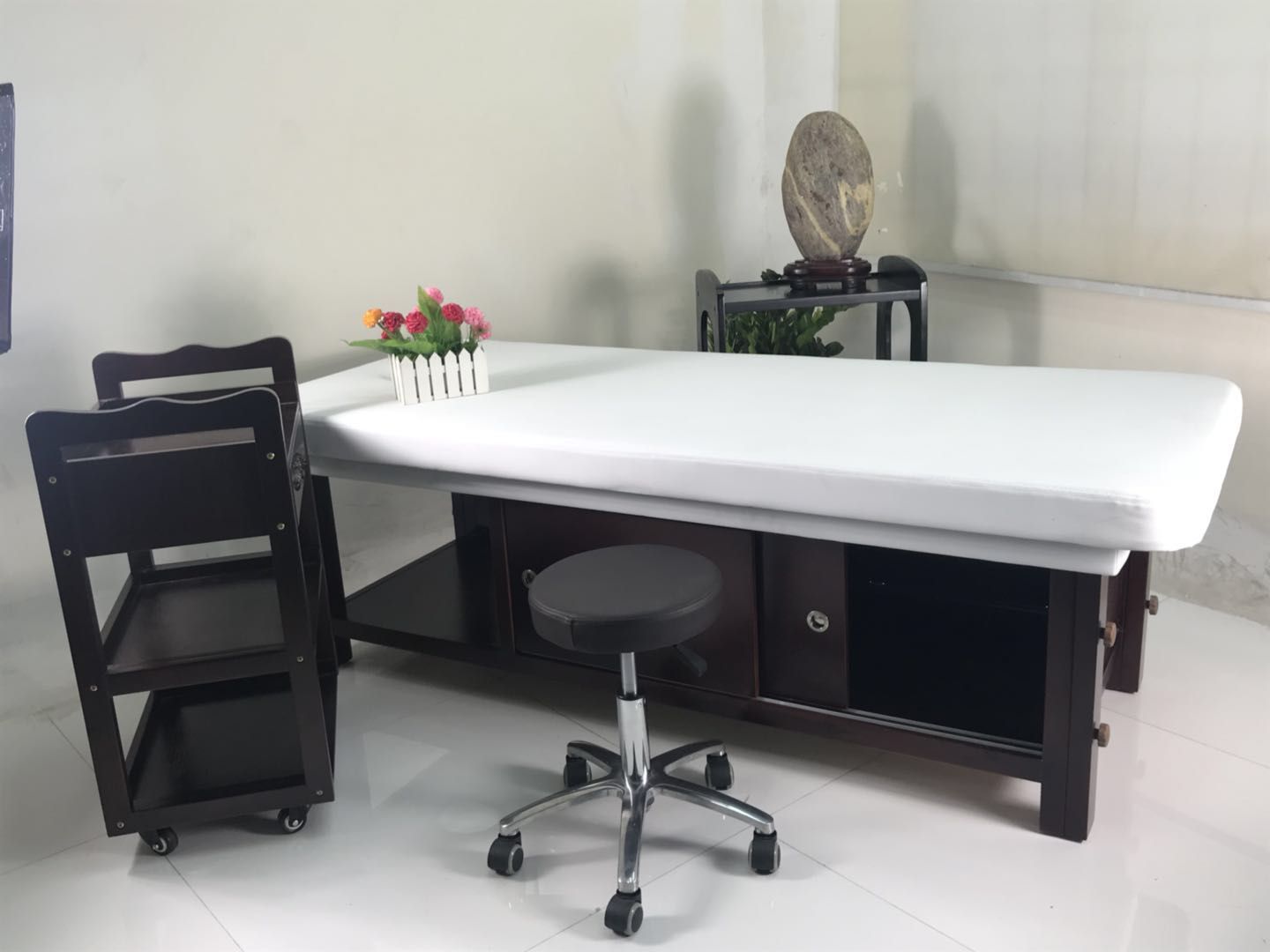 實(shí)木美容床-實(shí)木美容床價格-廣州實(shí)木美容床廠家-廣州實(shí)木美容床生產(chǎn)商-廣州實(shí)木美容床供貨商 廣州番禺實(shí)木美容床