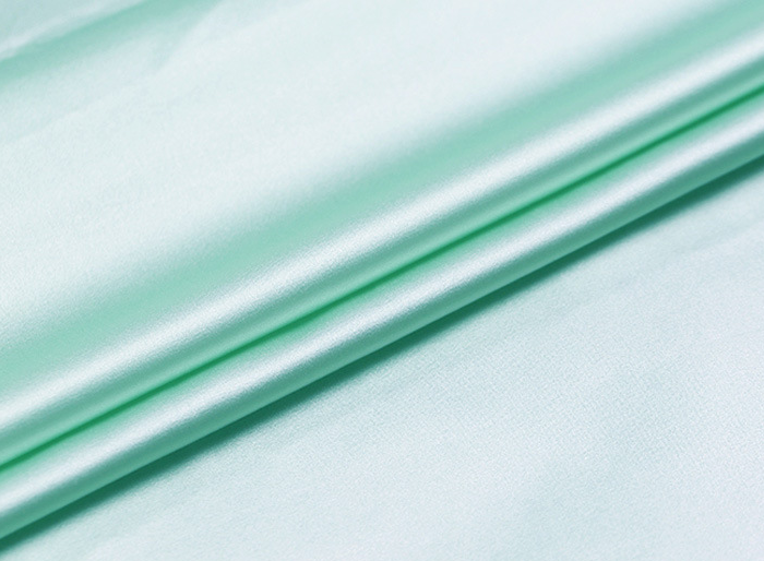 眾成絲綢供應(yīng)優(yōu)質(zhì)的重磅真絲面料批發(fā)