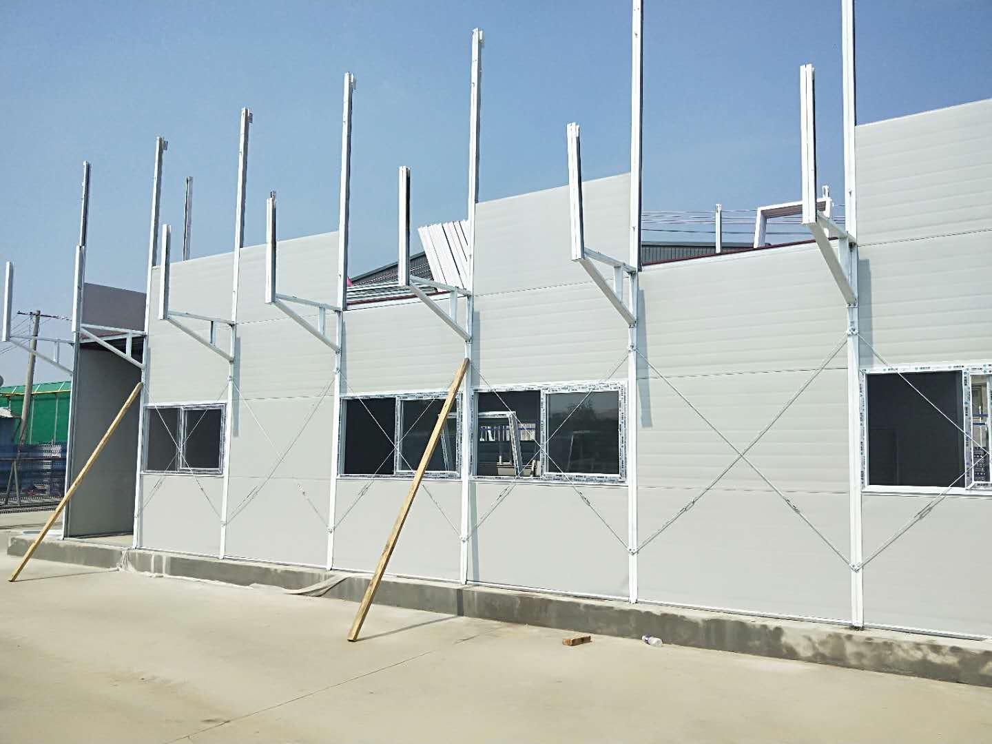 武漢漢陽(yáng)活動(dòng)房廠家供應(yīng) 承建辦公用巖棉彩鋼房 活動(dòng)板房 彩鋼房 鋼結(jié)構(gòu) 圍擋