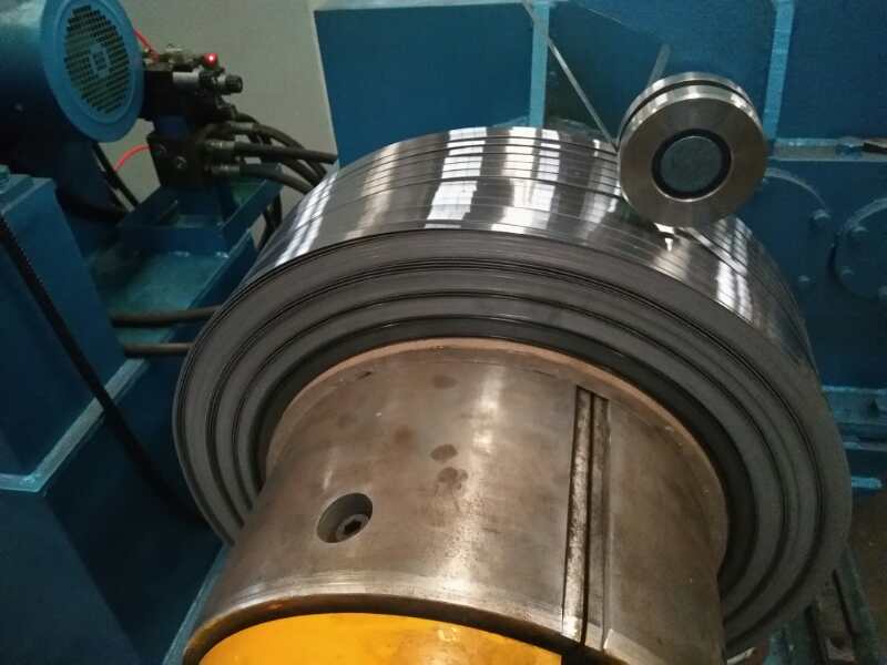 鋼帶繞帶機