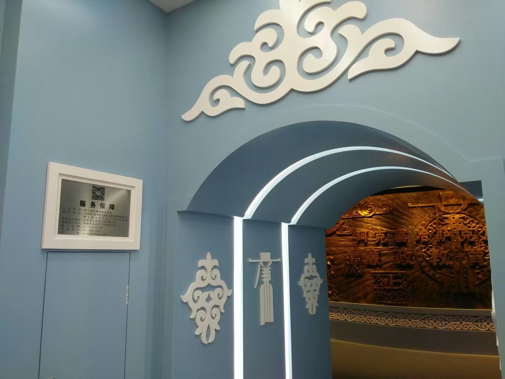 甘肅博物館展柜制作廠家，博物館文物展柜，博物館展柜設(shè)計(jì)，博物館展柜制作
