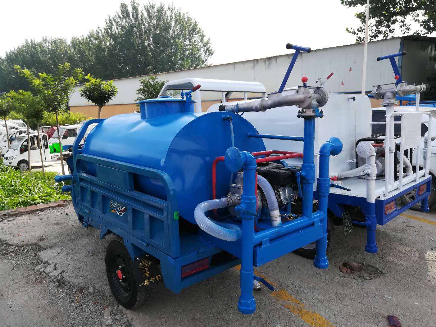 新能源電動(dòng)灑水車