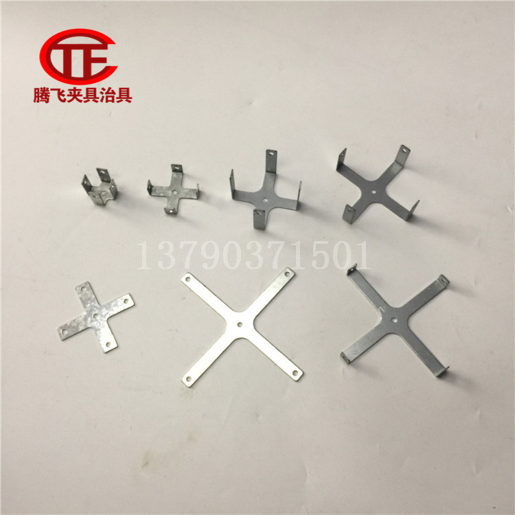 電泳流水線配件導(dǎo)電桿 涂裝掛具支架 不銹鋼片掐子 涂裝設(shè)備