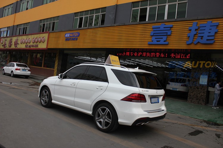 奔馳GLE400琉晶汽車劃痕壹捷奔馳GLE400漆面美容X-STAR鍍晶琉晶施工作業(yè)
