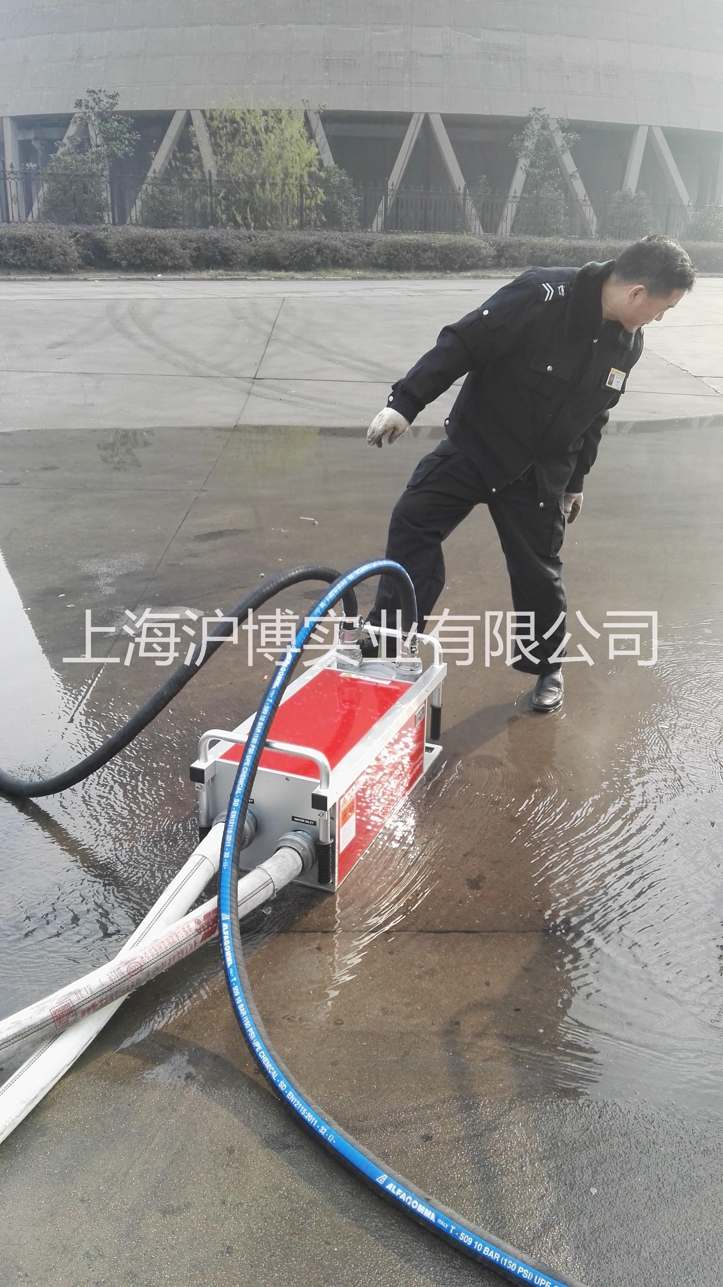 防爆水輪輸轉(zhuǎn)泵  上海滬博實(shí)業(yè)有限公司 專(zhuān)業(yè)生產(chǎn)，長(zhǎng)期供應(yīng)！