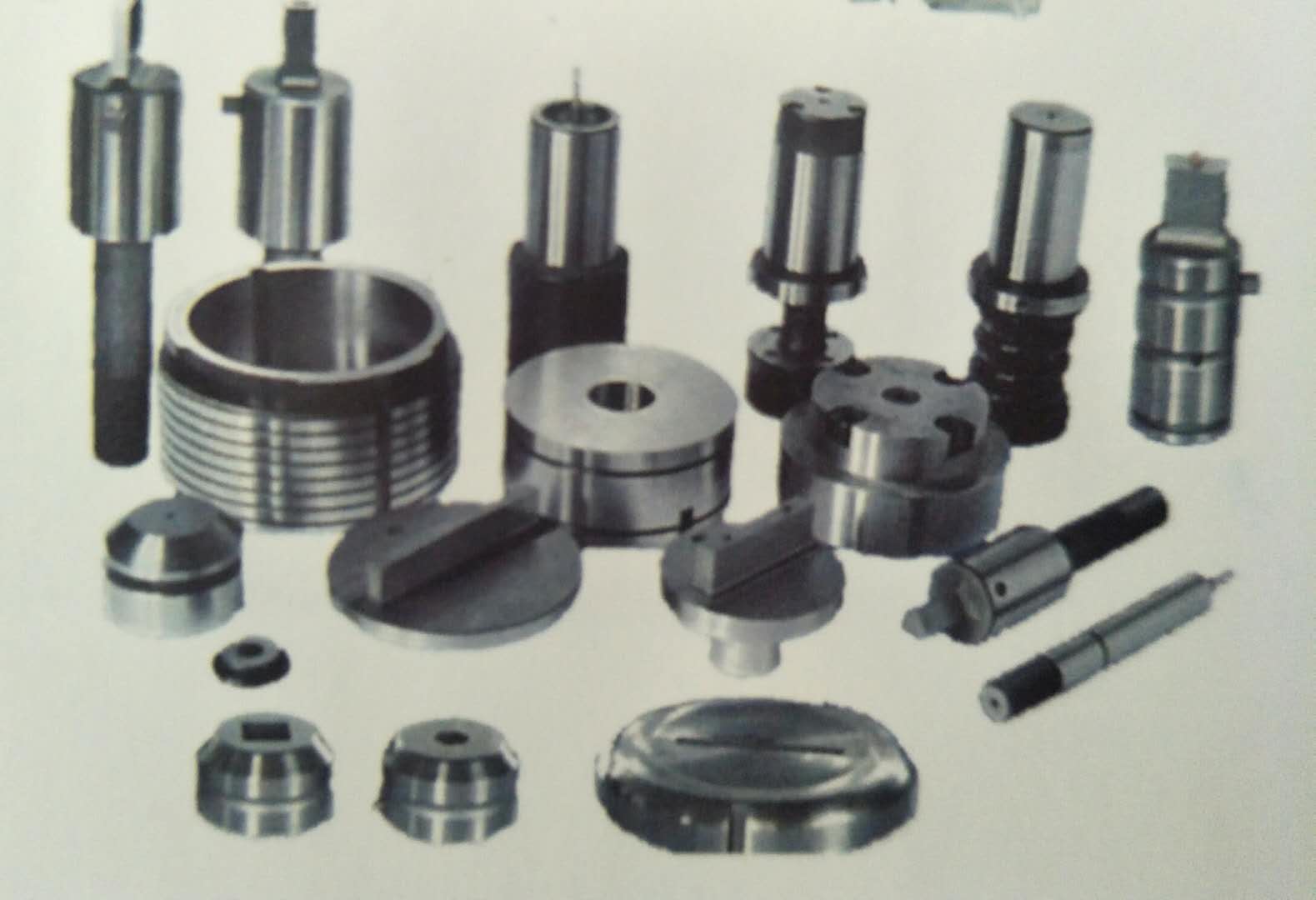 折彎機模具系列、折彎機模具生產(chǎn)廠家、折彎機模具供應(yīng)商、折彎機模具哪家好、折彎機模具廠家直銷
